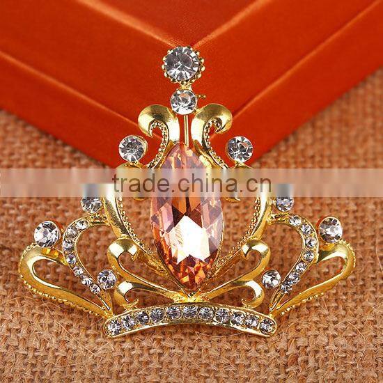 New design zinc alloy rhinestone crown brooch