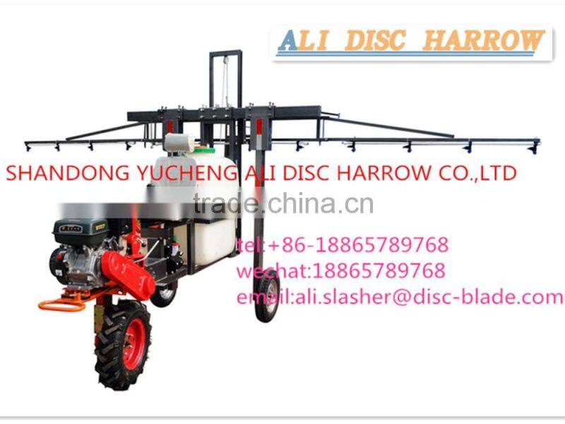 Farm power sprayer for self-propelled waking tractor sprayer