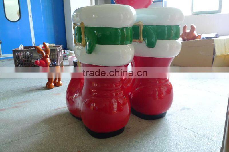 hot sale fiber glass Christmas decoration,large Santa's boot for decorating