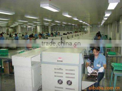 Heated ice hockey gloves