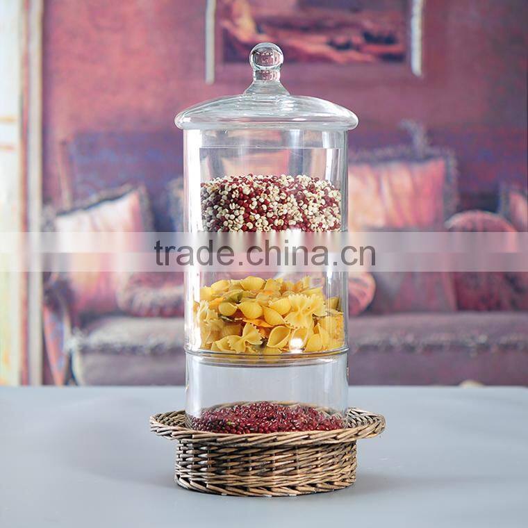 Elegant christmas food containers with willow plates