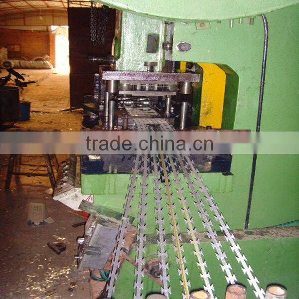 alibaba china razor barbed wire factory price