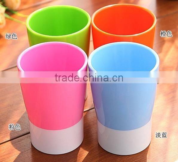 Supply fashion Multifunctional gargling cup / toothbrush cup