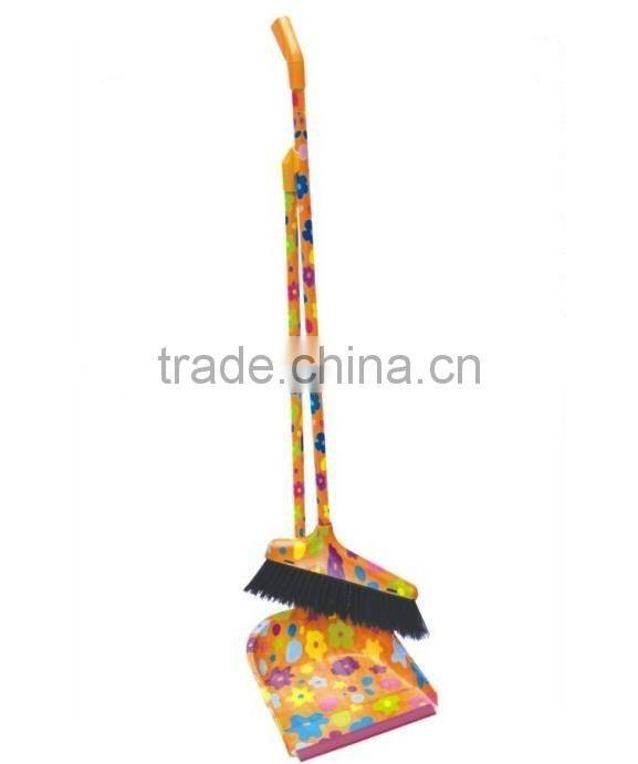 high quality household cleaning printing plastic dustpan with long handle