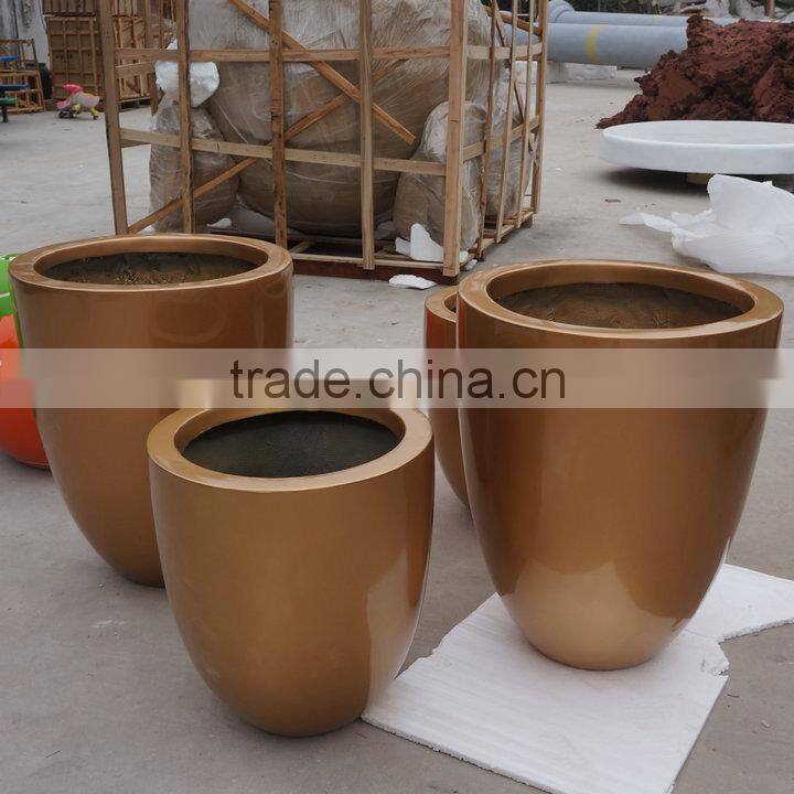 Modern gold fiberglass vase pot