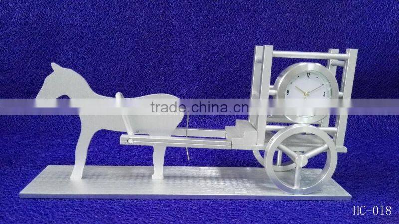 aluminium metal art crafts gift table carriage clocks with penholder