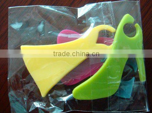 colourful high-heel silicone wine glass maker