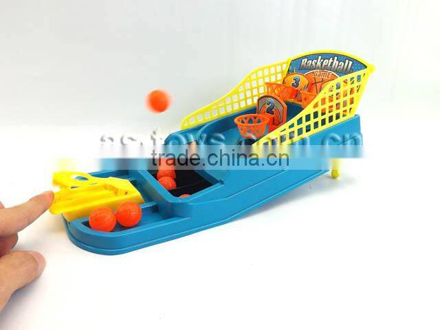 Plastic maze basketball shooting game