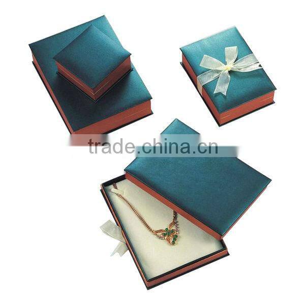 High quality fashionable PU Jewelry Box makeup box wholesale gift box