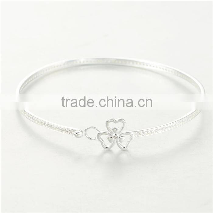 Latest Design Daily Wear Clover Fashion Bangle PB001B