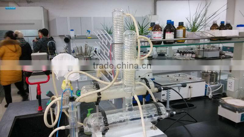 Walnut cracking machine/high quality walmut oil making machine.