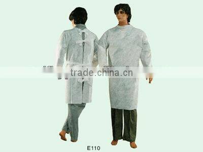 non-woven disposable gown wholesale