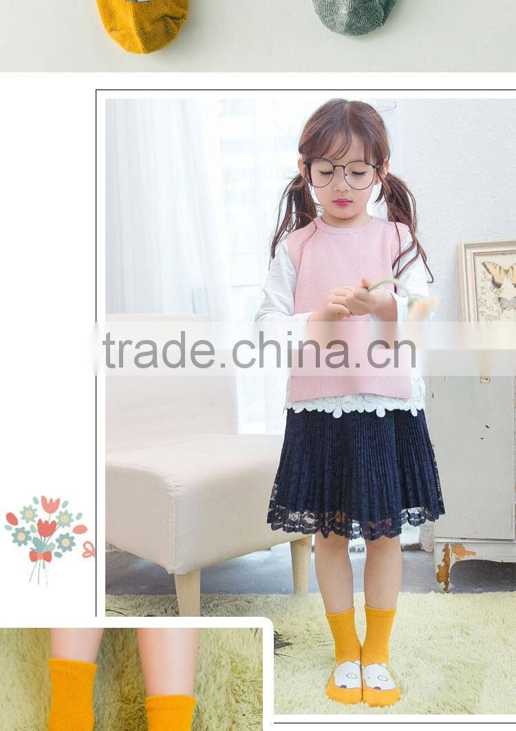 Circular sock knitting machine hot child tube puppet sock