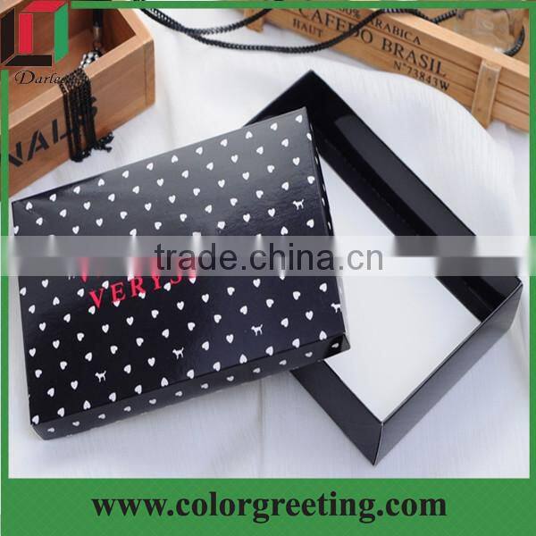 Factory customized design cardboard garment packaging