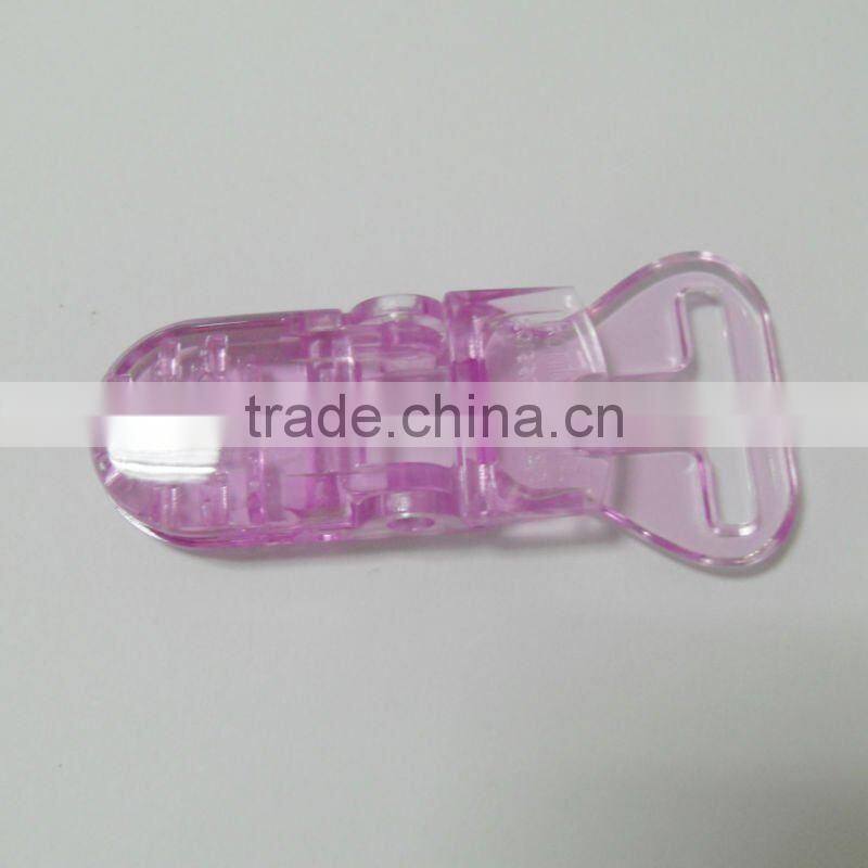 Beautiful Rigid Large Plastic Pacifier Clip for Baby's Safe Use