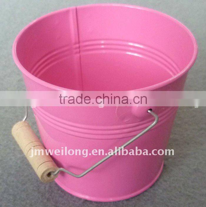 8quart bucket with high quality