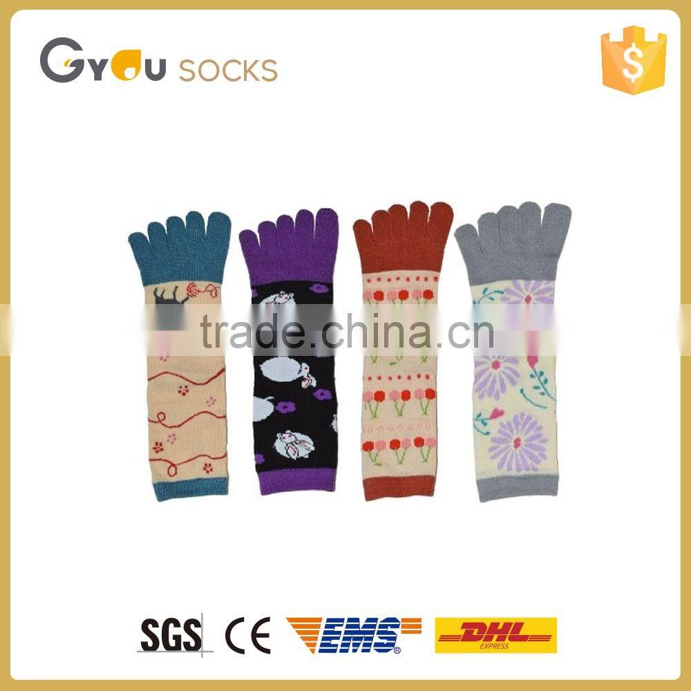 2016 Cheap Price High Quality Fashion Cartoon Stockings Breathable Women's Cotton Five Toe Socks