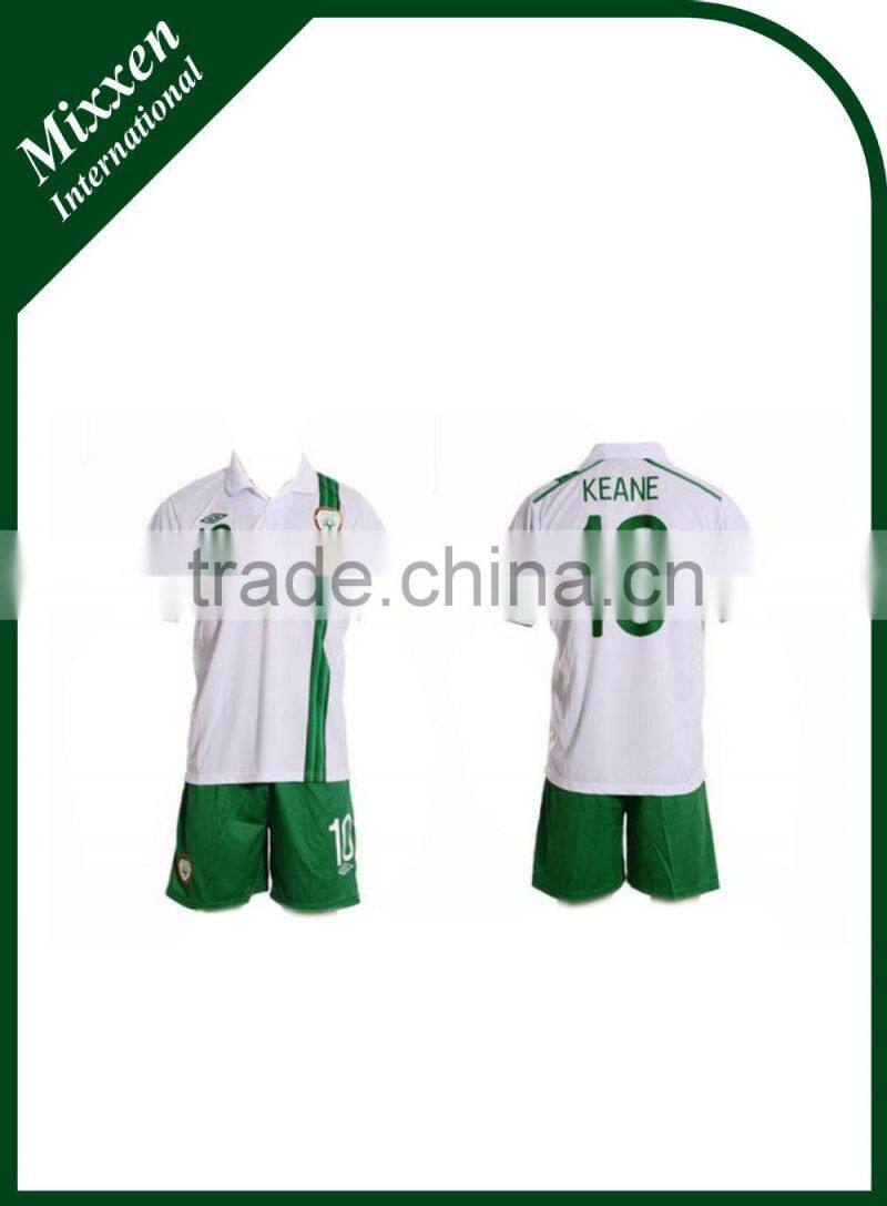 high quality soccer uniform/ red