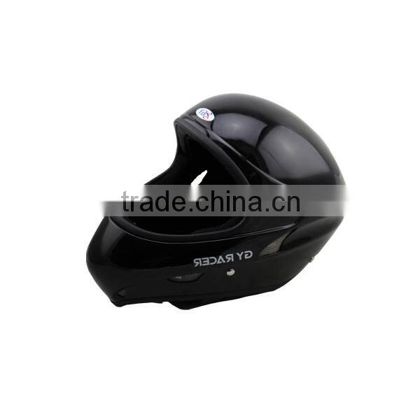 Fiberglass safety helmet with innovative ventilation for paragliding