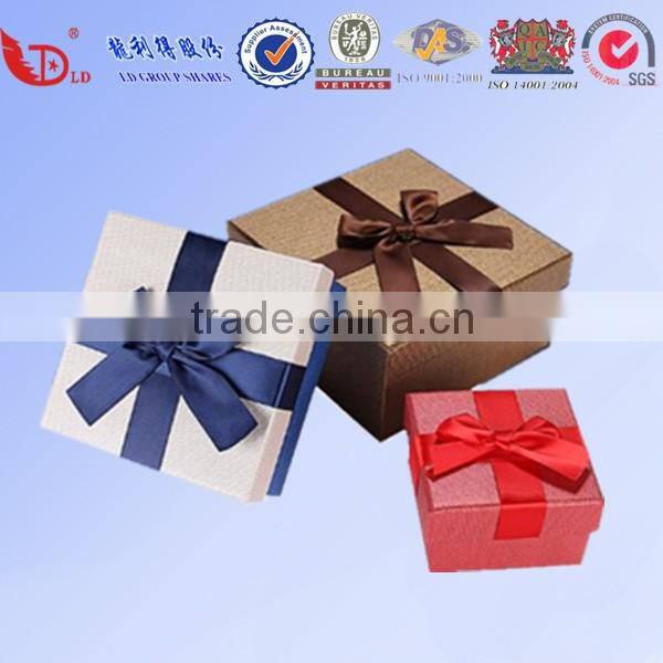 2016 Wholesale Custom Paper Gift Packing Box