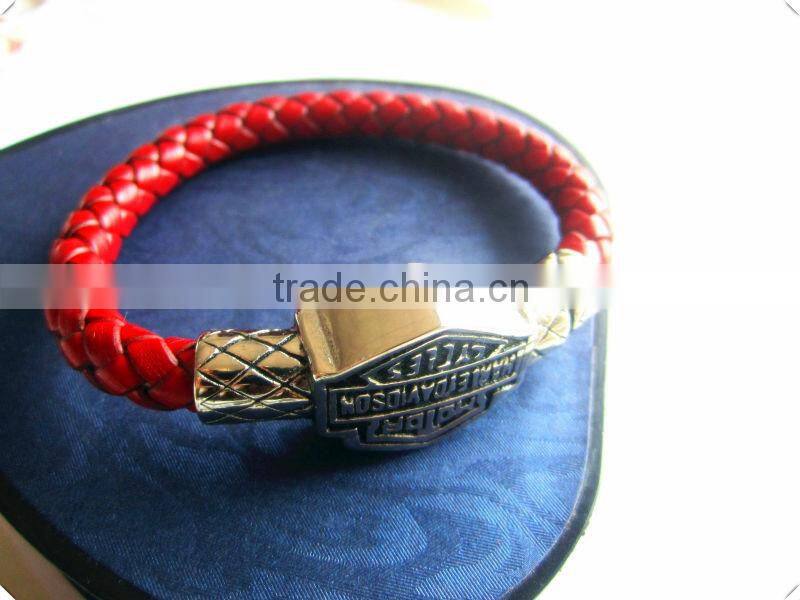 Stainless steel engraving clasp leather braided bracelet wholesale