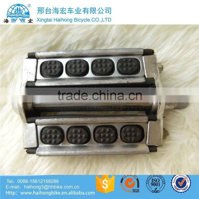 Black plastic MTB bicycle pedal /road bicycle pedal / bicycle parts