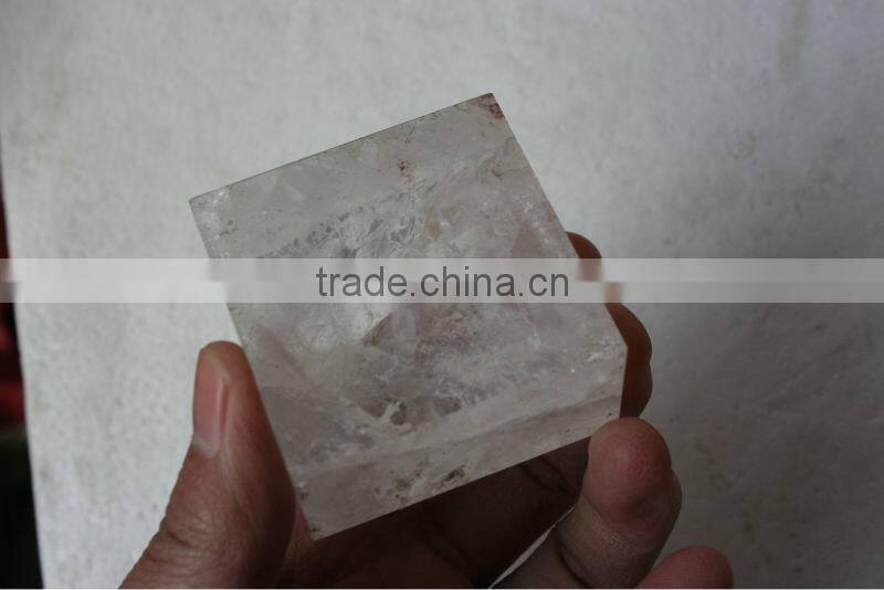 Multiple-layered high-purity white ceramic tile