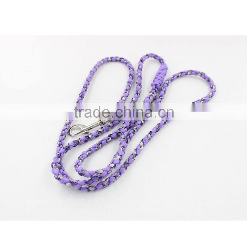 Paracord dog leash and collar