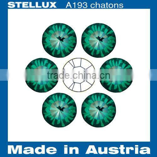 Stellux A193 Glass chatons Point back rhinestones Emerald