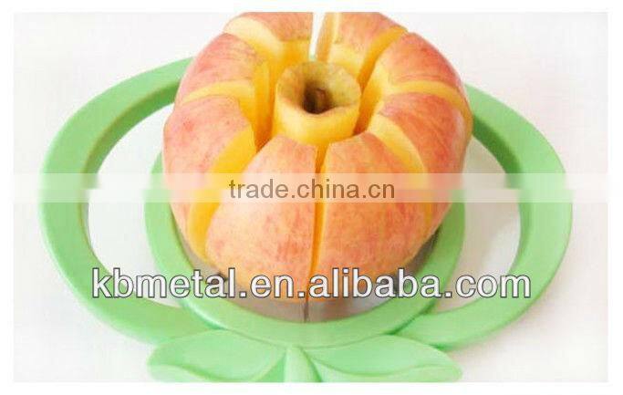 Apple Cutter / Fruit Divider with 8 petals