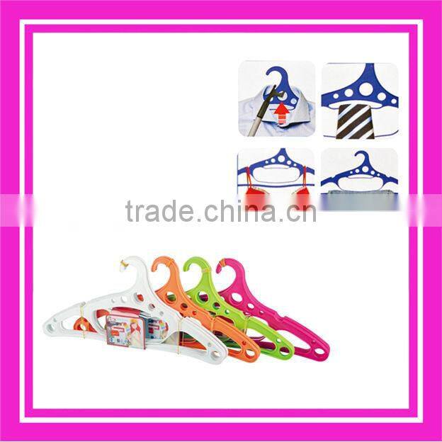 plastic laundry hanger
