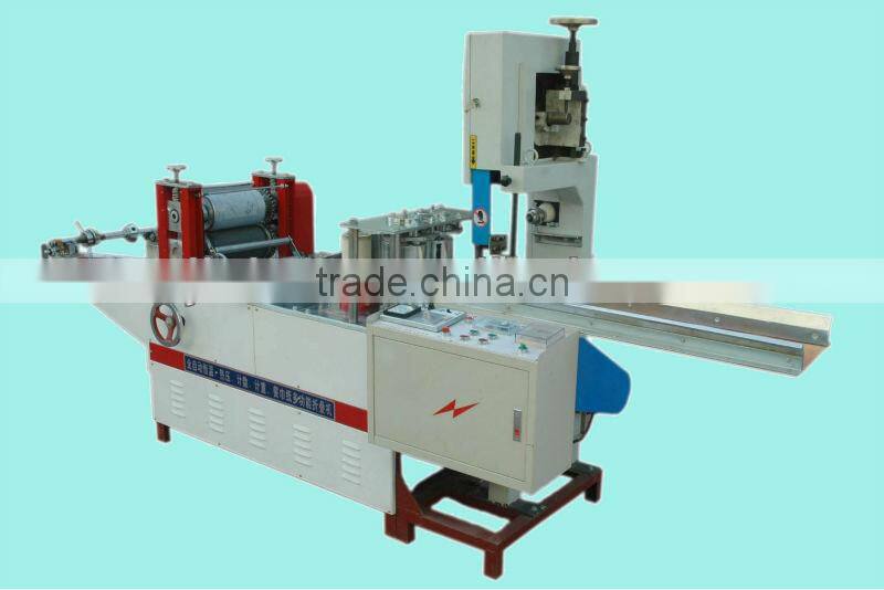Restaurant napkin folding machine