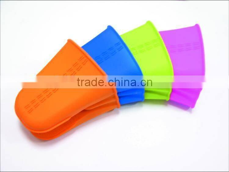 Heat resistant colorful silicone gloves for cooking