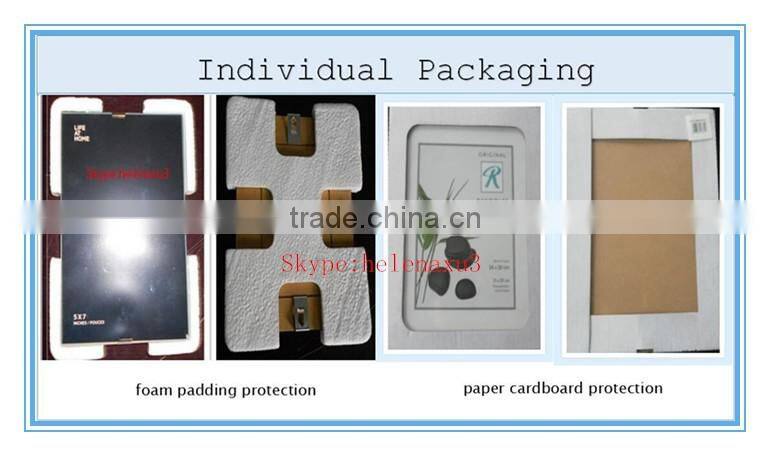 Frameless clip poster frame with glass window