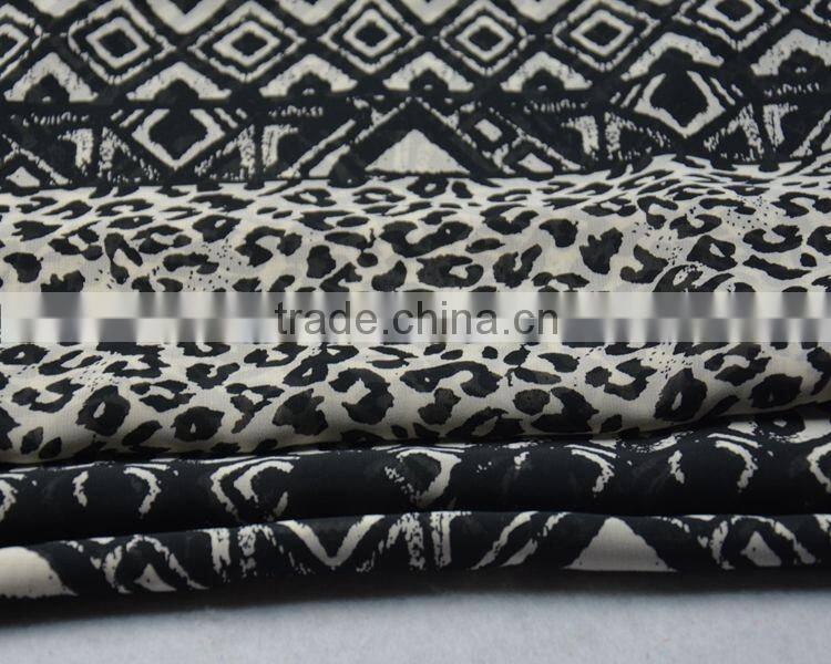 Jiufan Textile Printed Chiffon Black Animal 100% Polyester Woven Fabric For Skirt