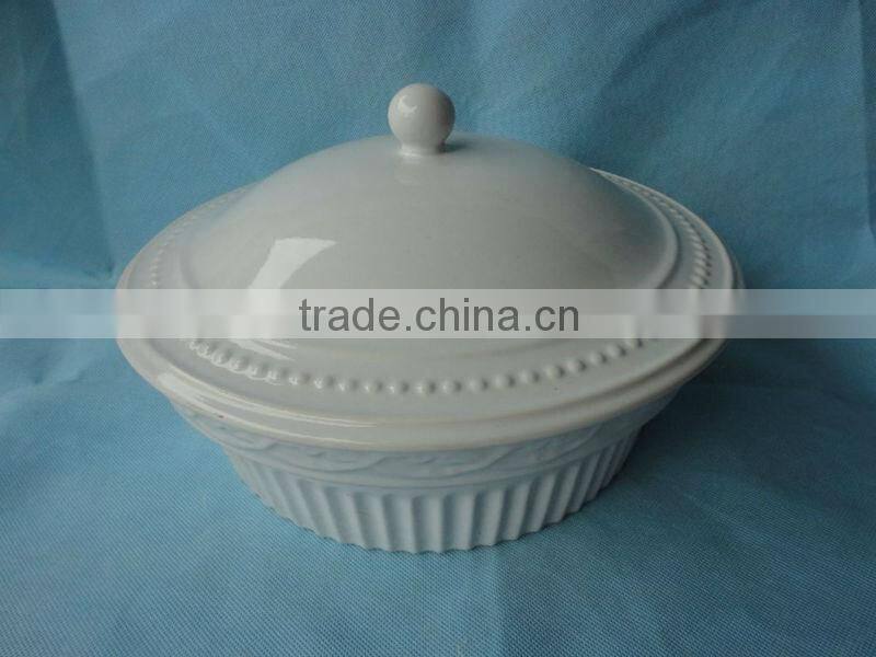 YT -decorative pattern ceramic tureen with lid stock
