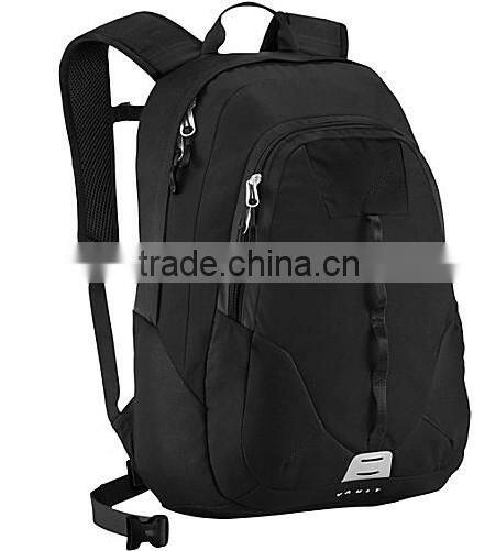 2015latest custom factory price outdoor multifunctional men's backpack