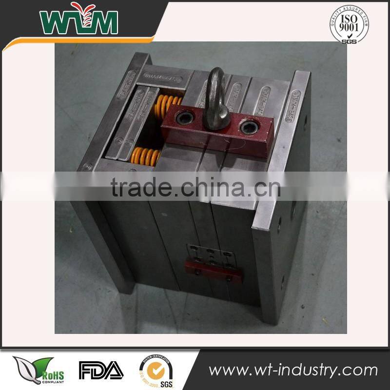 Precision Customized Plastic Injection Mold for Plastic Wall Plug