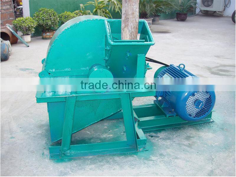 Wood crusher machine for making sawdust for sale / Professional waste wood crushing crusher machine with low price