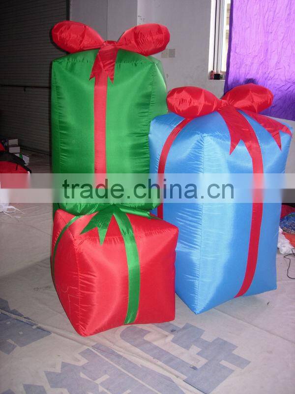Inflatable gift parcel