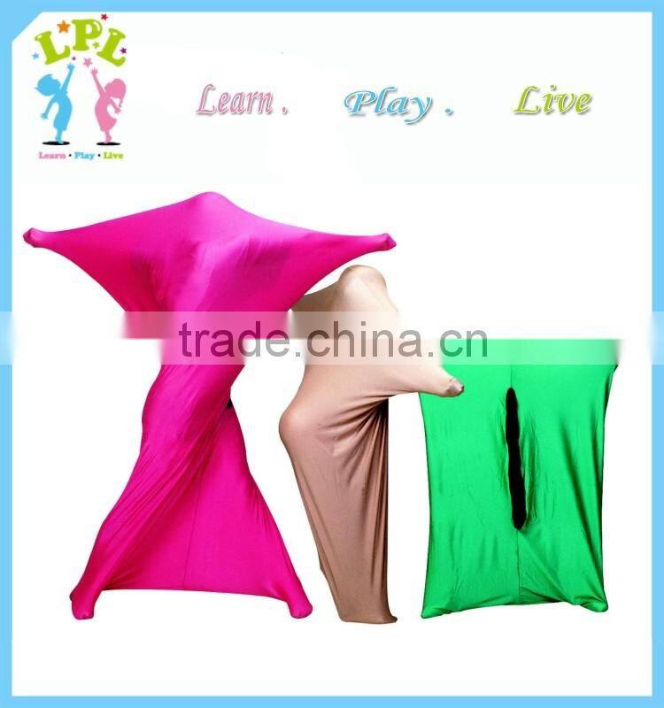 2016 LPL hot offer deformation clothes play sets preschool toys child product