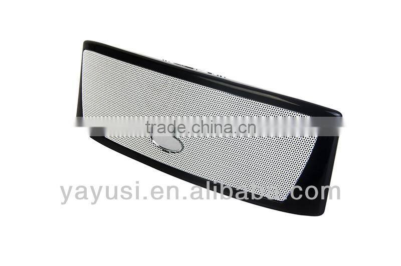 Portable FM speaker support SD/TF card