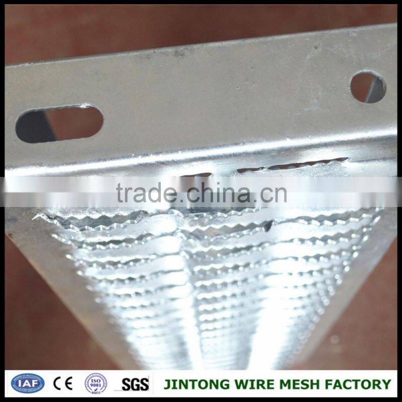 316l stainless steel perforated metal/anti-slip grip strut safety grating