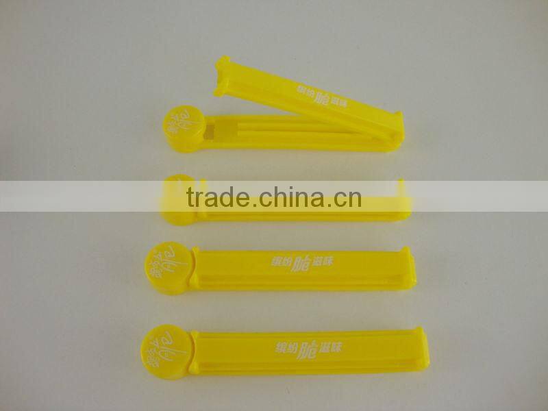 2014 hot sales plastic fixing mini clip