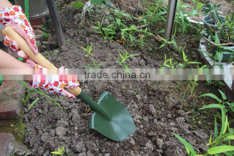 comfortble agriculture farming wooden handle garden mini digger sonw shovel for garden