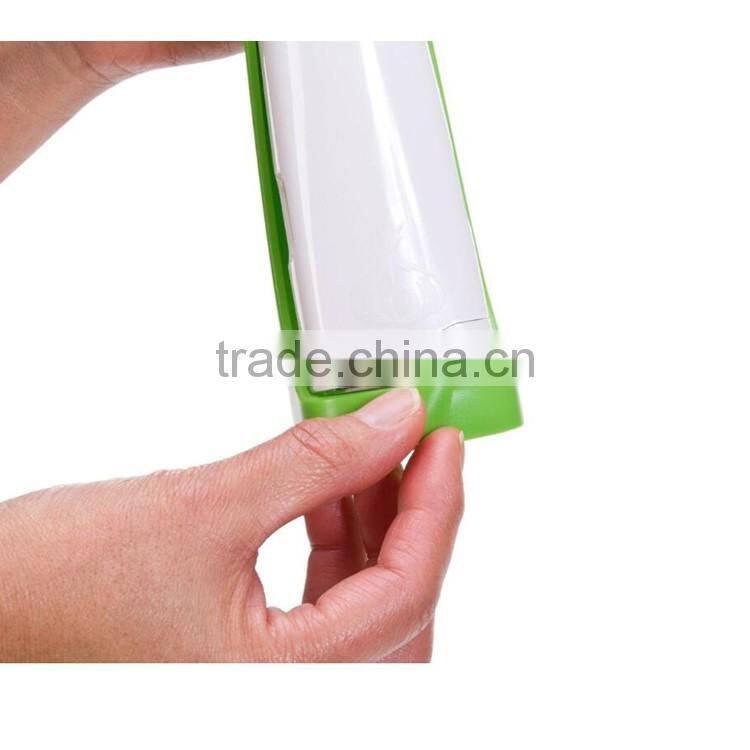 2016 new design Mini garlic press for kitchen as seen on tv