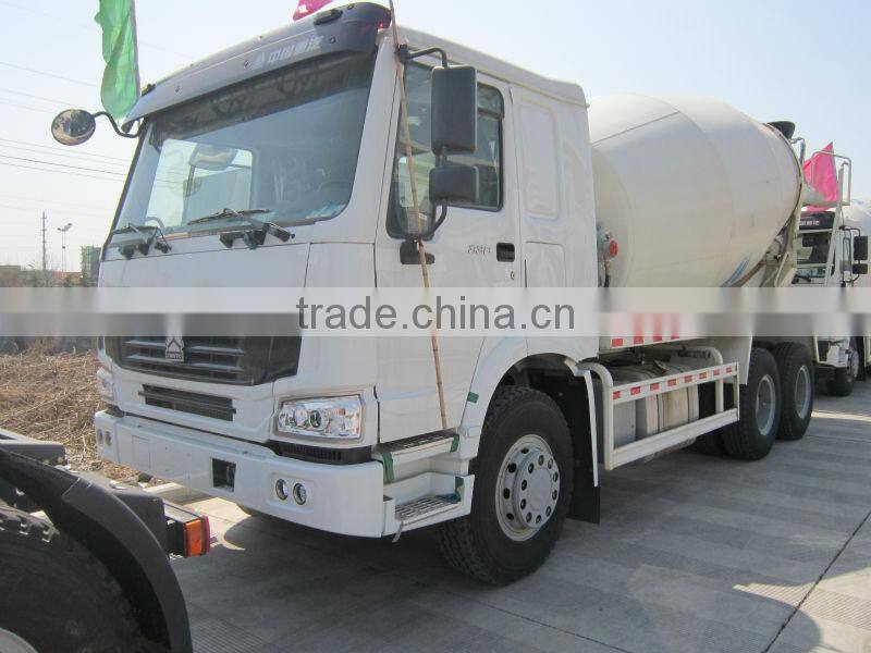 SINOTRUK HOWO 8 cubic meters concrete mixer truck for sale