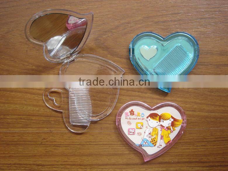 Plastic foldable heart shape makeup folding pocket comb