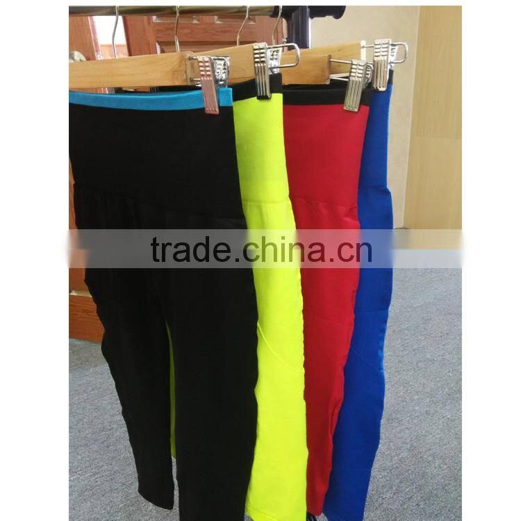 2015 New Model Seamless Women Sports Knee Length Leggings Yoga Pants