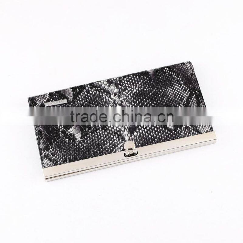 Romantic Branded snake pattern ladies wallet with metal closure